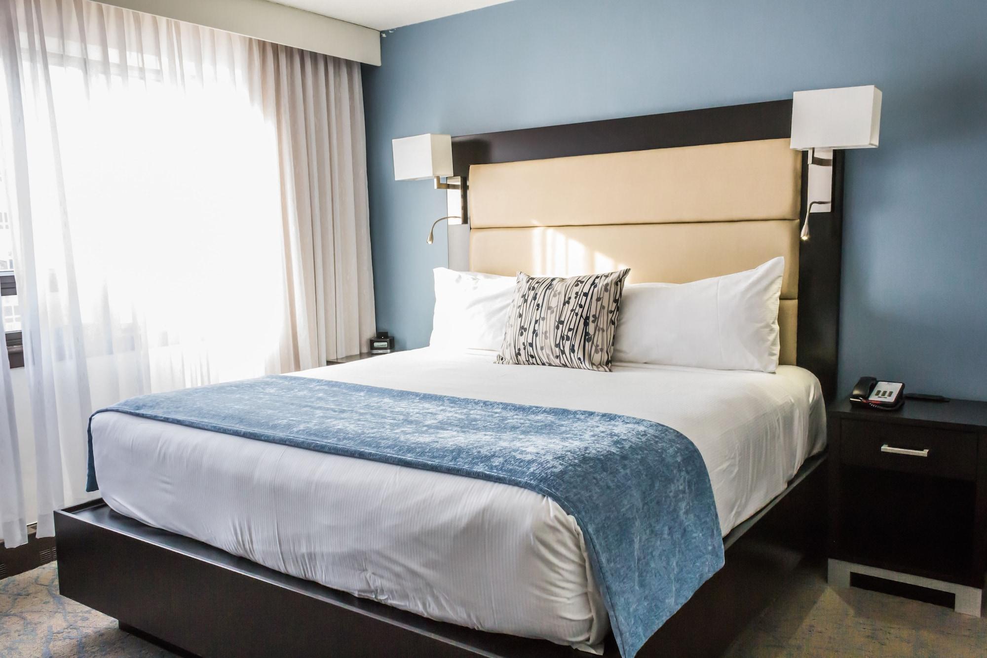 Ottawa Embassy Hotel & Suites Zewnętrze zdjęcie