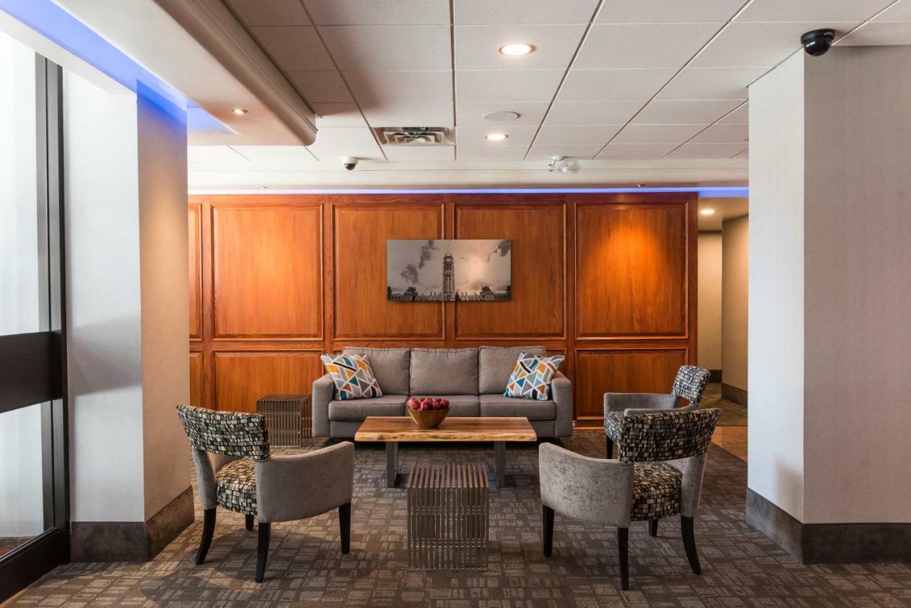 Ottawa Embassy Hotel & Suites Zewnętrze zdjęcie